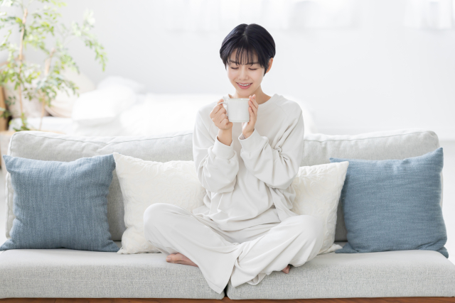 乳がん術後や治療中にリラックスする女性