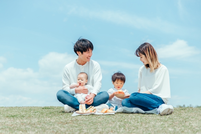 ４人家族の写真