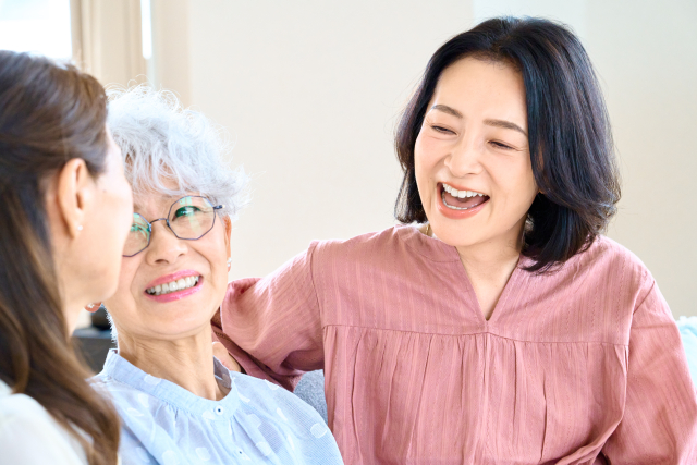健康について話す母と娘