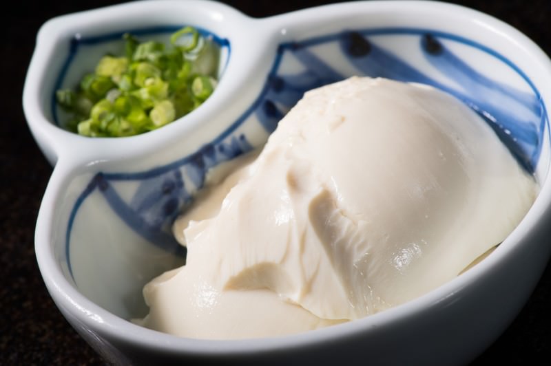 食べやすい温度、触感の食事の例としての豆腐